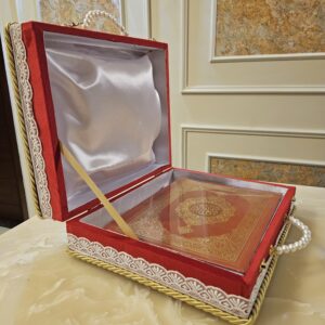 Premium Large Size Quran with Premium Box - Image 3
